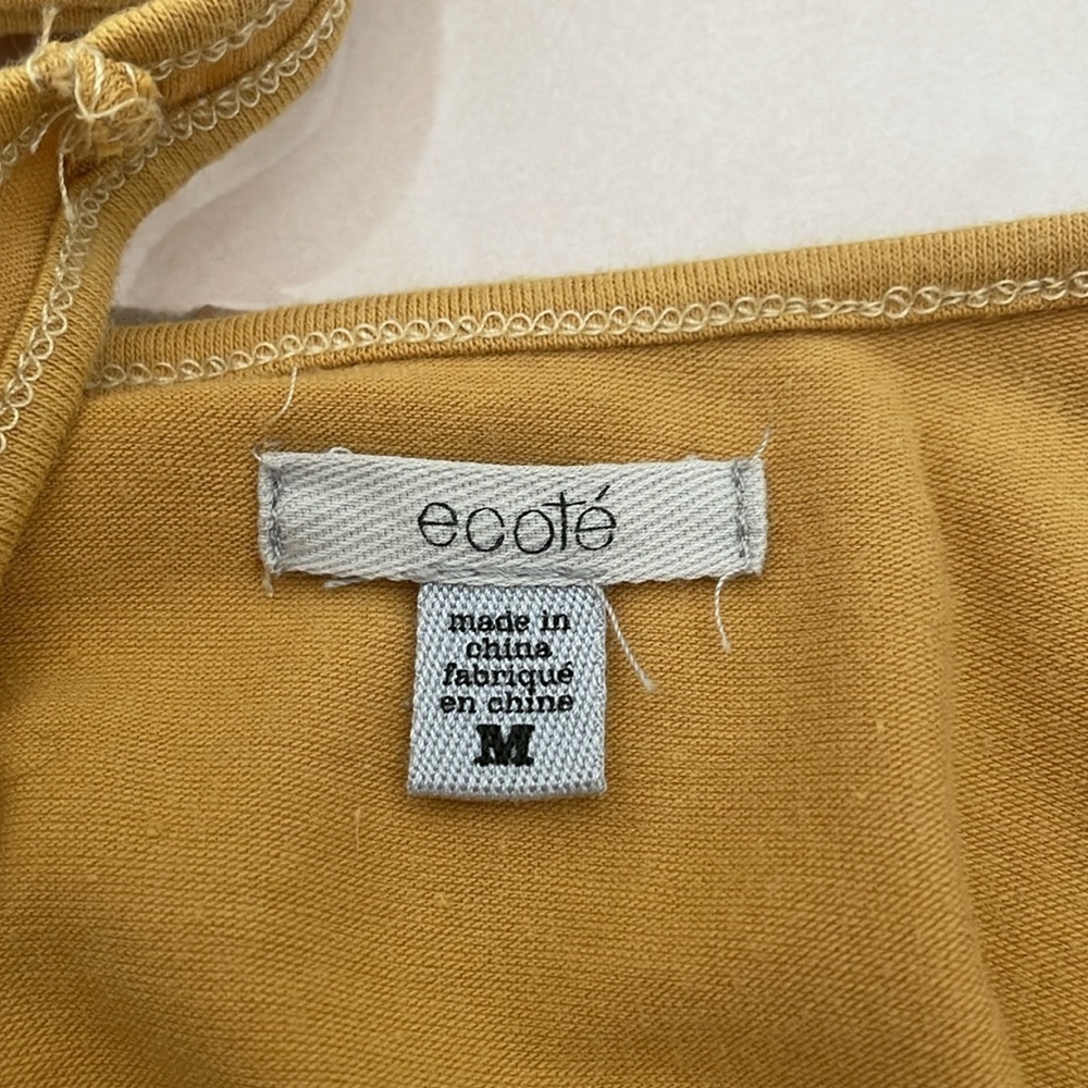 Ecote Gold Colored Cold Shoulder Crop Top. Med - Picture 4 of 6
